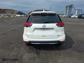 2020 Nissan Rogue SV with VIN JN8AT2MV8LW137111, listed as a IAAI auction lot 41849729 with 59,773 mi miles. Bid and sale history available at carsss.com. Image 16.