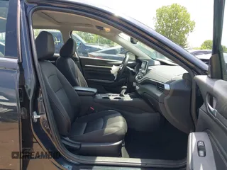 2019 Nissan Altima SV z VIN 1N4BL4DW9KN300931, wystawiony jako IAAI lot #42282164 z przebiegiem 114 986 mil mil oraz . Historia ofert i sprzedaży dostępna na DreamBid. Obrazek 5.