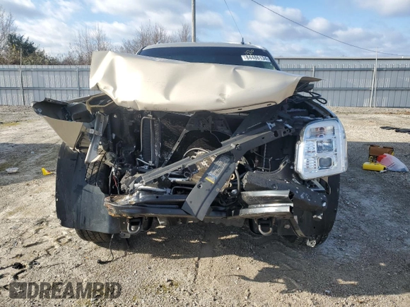 2011 GMC Yukon XL Denali with VIN 1GKS2MEF2BR192306, listed as a Copart auction lot 84486134 with 197,724 mi miles and Salvage Title. Bid and sale history available at carsss.com. Image 5.