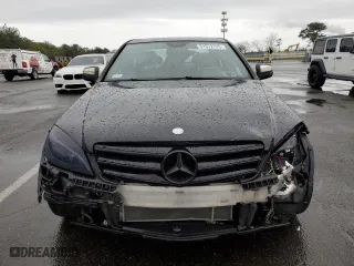2008 Mercedes-Benz C-Class 3.0L Sport with VIN WDDGF54X68F192413, listed as a Copart auction lot 51572725 with 140,803 mi miles and Salvage Title. Bid and sale history available at carsss.com. Image 5.
