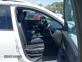 2024 GMC Terrain SLT with VIN 3GKALVEG0RL149351, listed as a IAAI auction lot 42595107 with 39,391 mi miles and . Bid and sale history available at DreamBid. Image 5.