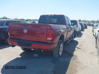 2014 Ram 1500 Express z VIN 1C6RR6FT3ES122128, wystawiony jako IAAI lot #41994152 z przebiegiem 138 624 mil mil oraz . Historia ofert i sprzedaży dostępna na DreamBid. Obrazek 4.