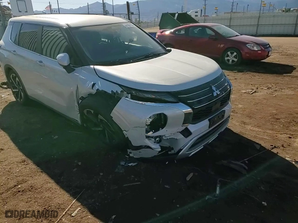 2022 Mitsubishi Outlander SE with VIN JA4J3UA80NZ089976, listed as a Copart auction lot 44186155 with 21,217 mi miles and Salvage Title. Bid and sale history available at carsss.com. Image 12.
