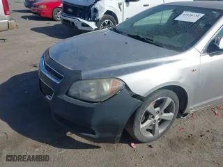 2008 Chevrolet Malibu LT w/1LT with VIN 1G1ZH57B18F280677, listed as a IAAI auction lot 41820330 with 242,037 mi miles. Bid and sale history available at carsss.com. Image 6.
