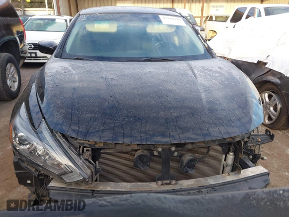 2018 Nissan Altima SV with VIN 1N4AL3AP9JC233020, listed as a IAAI auction lot 41142328 with 133,786 mi miles and . Bid and sale history available at carsss.com. Image 12.