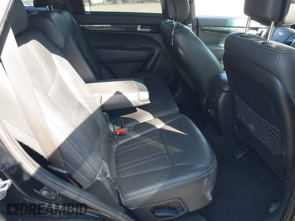 2015 Kia Sorento SX with VIN 5XYKWDA79FG619256, listed as a IAAI auction lot 42088747 with 203,335 mi miles. Bid and sale history available at carsss.com. Image 8.