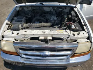 2000 Ford Ranger XL with VIN 1FTYR14V1YPB14225, listed as a Copart auction lot 55570405 with 212,274 mi miles and Clean Title. Bid and sale history available at carsss.com. Image 11.