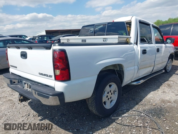 2005 Chevrolet Silverado 1500 LS with VIN 2GCEC13T751366249, listed as a IAAI auction lot 41986002 with 194,795 mi miles and . Bid and sale history available at DreamBid. Image 4.