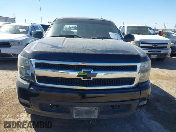 2008 Chevrolet Silverado 1500 LTZ with VIN 2GCEK13Y081241547, listed as a IAAI auction lot 41724991 with 224,143 mi miles. Bid and sale history available at carsss.com. Image 11.