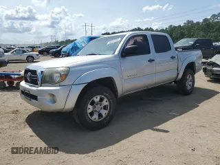 2011 Toyota Tacoma PreRunner with VIN 3TMJU4GN8BM110442, listed as a Copart auction lot 59532365 with 207,343 mi miles and Salvage title. Bid and sale history available at DreamBid. Image 1.