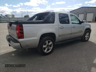 2010 Chevrolet Avalanche LT with VIN 3GNNCFE07AG243365, listed as a Copart auction lot 82130204 with 304,692 mi miles and Salvage Title. Bid and sale history available at carsss.com. Image 3.