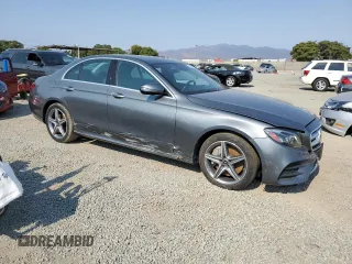2019 Mercedes-Benz E 300 with VIN WDDZF4KB5KA529703, listed as a Copart auction lot 64953405 with 35,482 mi miles and Clean title. Bid and sale history available at DreamBid. Image 4.