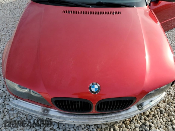 2005 BMW 3 Series 330Ci with VIN WBABD53485PL16573, listed as a Copart auction lot 82668044 with 136,567 mi miles and Salvage Title. Bid and sale history available at carsss.com. Image 13.