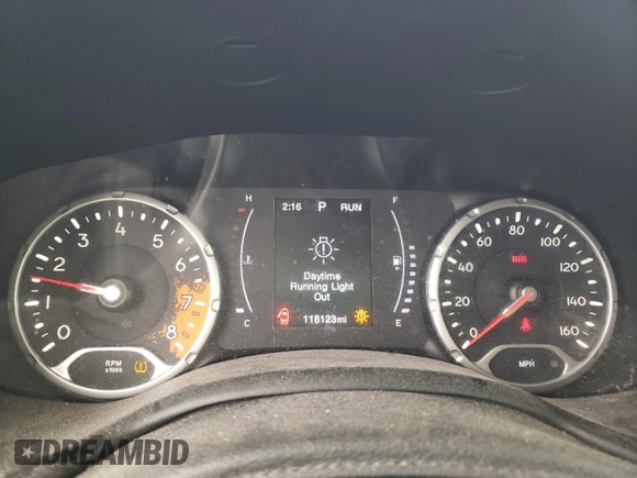 2017 Jeep Renegade Sport with VIN ZACCJBAB9HPG53518, listed as a Copart auction lot 55416835 with 116,123 mi miles and Salvage title. Bid and sale history available at DreamBid. Image 9.