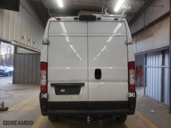 2021 Ram ProMaster Cargo Van with VIN 3C6LRVDG8ME526386, listed as a Copart auction lot 83516844 with 144,801 mi miles and Salvage Title. Bid and sale history available at carsss.com. Image 6.