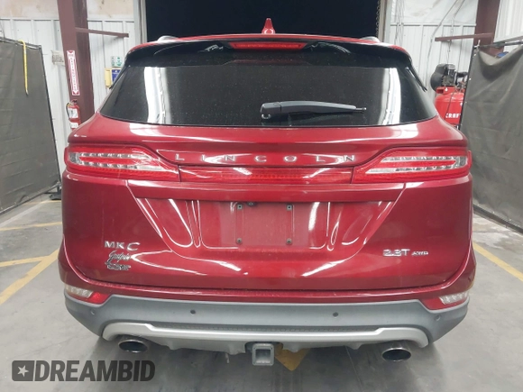 2017 Lincoln MKC Reserve with VIN 5LMTJ3DH7HUL34809, listed as a IAAI auction lot 41980642 with 89,247 mi miles and . Bid and sale history available at DreamBid. Image 17.