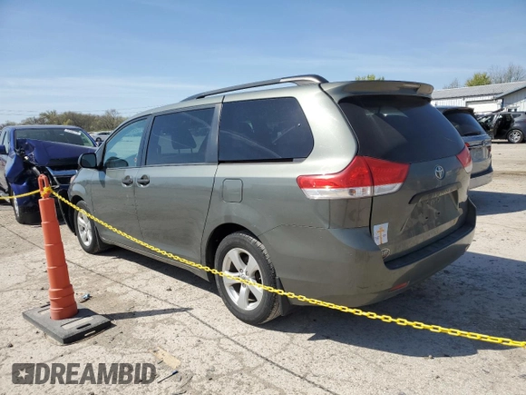 2014 Toyota Sienna L z VIN 5TDZK3DC2ES418247, wystawiony jako Copart lot #53362315 z przebiegiem 165 120 mil mil oraz Szkoda całkowita • Salvage title. Historia ofert i sprzedaży dostępna na DreamBid. Obrazek 2.