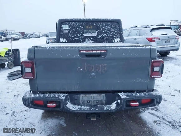 2020 Jeep Gladiator Rubicon with VIN 1C6JJTBG3LL146075, listed as a IAAI auction lot 41048823 with 130,318 mi miles. Bid and sale history available at carsss.com. Image 16.