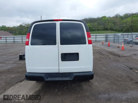 2010 Chevrolet Express Cargo with VIN 1GCUGADX0A1162118, listed as a IAAI auction lot 42162387 with 239,238 mi miles and . Bid and sale history available at DreamBid. Image 16.