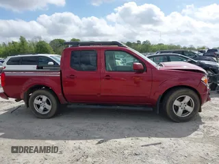 2008 Nissan Frontier Nismo z VIN 1N6AD07UX8C427291, wystawiony jako IAAI lot #41945815 z przebiegiem 202 285 mil mil oraz . Historia ofert i sprzedaży dostępna na DreamBid. Obrazek 14.