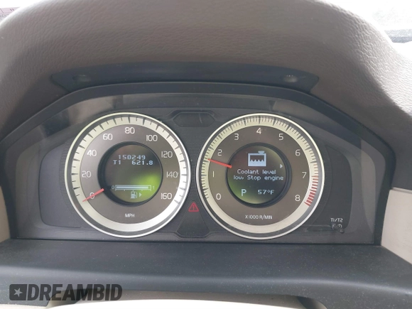 2012 Volvo XC70 3.2L with VIN YV4940BZ4C1144637, listed as a IAAI auction lot 40709833 with 150,249 mi miles and . Bid and sale history available at DreamBid. Image 7.