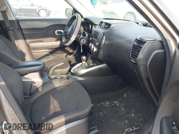 2018 Kia Soul with VIN KNDJN2A22J7601923, listed as a IAAI auction lot 42041363 with 106,946 mi miles. Bid and sale history available at carsss.com. Image 5.