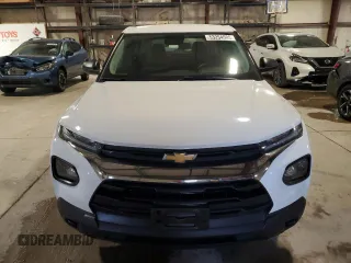 2022 Chevrolet TrailBlazer LS with VIN KL79MMS28NB087270, listed as a Copart auction lot 53254505 with 49,575 mi miles and Salvage Title. Bid and sale history available at DreamBid. Image 5.