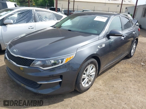 2018 Kia Optima LX z VIN KNAGT4L36J5216858, wystawiony jako IAAI lot #42149047 z przebiegiem 121 845 mil mil oraz . Historia ofert i sprzedaży dostępna na DreamBid. Obrazek 2.