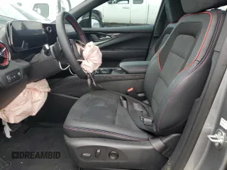 2024 Chevrolet Blazer EV eAWD RS z VIN 3GNKDCRJ1RS219282, wystawiony jako Copart lot #47586325 z przebiegiem 346 mil mil oraz Nie do naprawy. Historia ofert i sprzedaży dostępna na DreamBid. Obrazek 7.