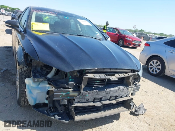 2015 Ford Fusion SE z VIN 3FA6P0H92FR247432, wystawiony jako IAAI lot #42044461 z przebiegiem 148 616 mil mil oraz . Historia ofert i sprzedaży dostępna na DreamBid. Obrazek 6.