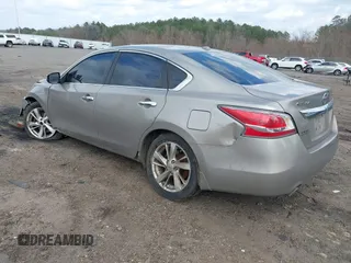 2015 Nissan Altima S with VIN 1N4AL3AP0FC428527, listed as a IAAI auction lot 41469869 with 181,961 mi miles and . Bid and sale history available at DreamBid. Image 3.