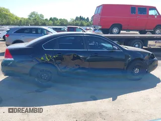 2013 Chevrolet Impala Police z VIN 2G1WD5E31D1256682, wystawiony jako IAAI lot #42276990 z przebiegiem 148 251 mil mil oraz . Historia ofert i sprzedaży dostępna na DreamBid. Obrazek 14.