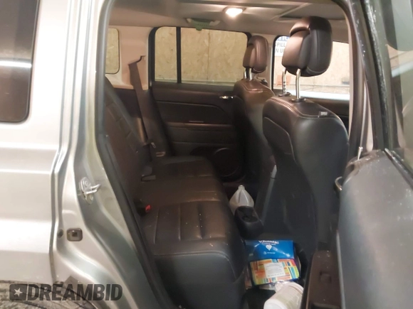 2017 Jeep Patriot High Altitude with VIN 1C4NJRFB6HD162543, listed as a IAAI auction lot 41439921 with 106,152 mi miles. Bid and sale history available at carsss.com. Image 8.