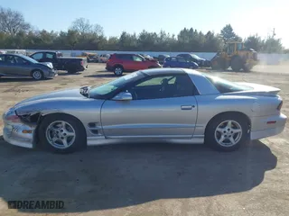 1998 Pontiac Firebird with VIN 2G2FS22K2W2211663, listed as a IAAI auction lot 41790845 with 237,098 mi miles. Bid and sale history available at carsss.com. Image 14.