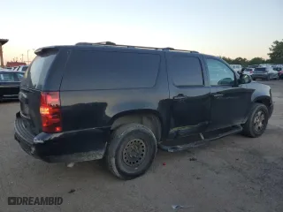 2009 Chevrolet Suburban LT w/2LT with VIN 1GNFC26069R230517, listed as a Copart auction lot 75304014 with 360,939 mi miles and Salvage Title. Bid and sale history available at carsss.com. Image 3.