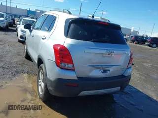 2015 Chevrolet Trax LT with VIN 3GNCJRSBXFL246036, listed as a IAAI auction lot 41742070 with 123,184 mi miles and . Bid and sale history available at carsss.com. Image 6.