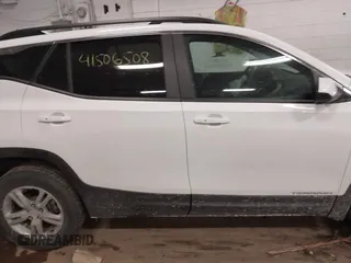 2023 GMC Terrain SLE z VIN 3GKALTEG4PL169930, wystawiony jako IAAI lot #41506508 z przebiegiem 13 728 mil mil oraz . Historia ofert i sprzedaży dostępna na DreamBid. Obrazek 13.