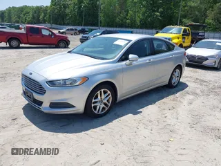 2013 Ford Fusion SE with VIN 3FA6P0HR3DR131573, listed as a IAAI auction lot 42139156 with 97,435 mi miles. Bid and sale history available at carsss.com. Image 2.