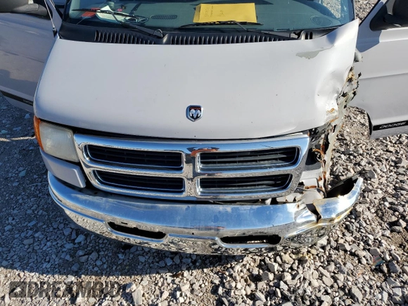 1999 Dodge Passenger z VIN 2B5WB35Z0XK545405, wystawiony jako Copart lot #81579504 z przebiegiem Nie podano mil oraz Szkoda całkowita • Salvage title. Historia ofert i sprzedaży dostępna na DreamBid. Obrazek 12.