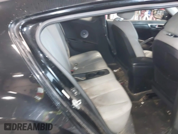 2012 Hyundai Veloster w/Gray Int с VIN KMHTC6AD3CU020230, выставлен на аукционе IAAI как лот 42307281 с пробегом 185 002 миль миль и . История ставок и продаж доступна на DreamBid. Изображение 8.