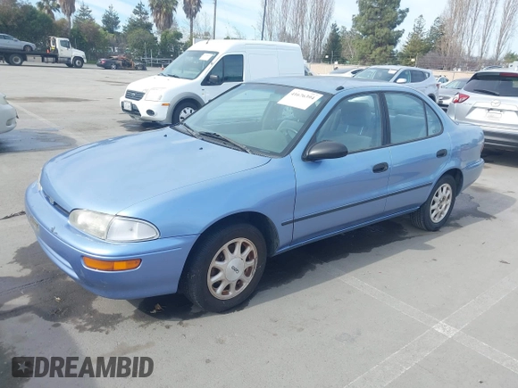 1996 Chevrolet Prizm z VIN 1Y1SK5283TZ057095, wystawiony jako IAAI lot #41676394 z przebiegiem 199 114 mil mil oraz . Historia ofert i sprzedaży dostępna na DreamBid. Obrazek 2.