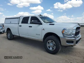 2019 Ram 3500 Tradesman with VIN 3C63R3GL4KG711274, listed as a Copart auction lot 71644104 with 164,921 mi miles and Clean Title. Bid and sale history available at carsss.com. Image 4.
