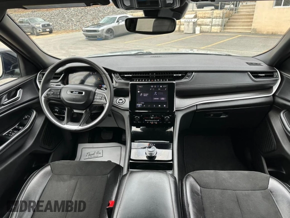 2023 Jeep Grand Cherokee Altitude z VIN 1C4RJKAG7P8886213, wystawiony jako Copart lot #55953755 z przebiegiem 36 872 mil mil oraz Czysty tytuł • Clean title. Historia ofert i sprzedaży dostępna na DreamBid. Obrazek 8.