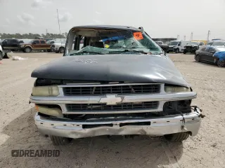 2003 Chevrolet Tahoe LT with VIN 1GNEC13Z53R215295, listed as a Copart auction lot 49843225 with Not provided miles and Non repairable. Bid and sale history available at DreamBid. Image 5.