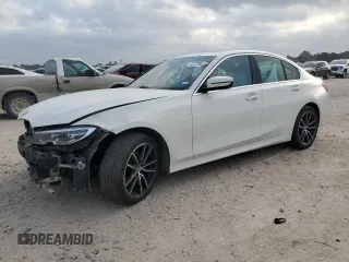 2020 BMW 3 Series 330i xDrive z VIN 3MW5R7J03L8B21731, wystawiony jako Copart lot #52729385 z przebiegiem 157 448 mil mil oraz Szkoda całkowita • Salvage title. Historia ofert i sprzedaży dostępna na DreamBid. Obrazek 1.