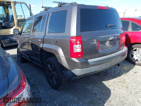 2015 Jeep Patriot High Altitude with VIN 1C4NJPFA2FD126535, listed as a IAAI auction lot 41517015 with 162,403 mi miles and . Bid and sale history available at DreamBid. Image 3.
