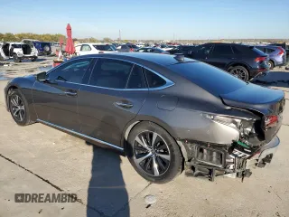 2021 Lexus LS with VIN JTHD51FF9M5013406, listed as a Copart auction lot 84926124 with 31,209 mi miles and Salvage Title. Bid and sale history available at carsss.com. Image 2.