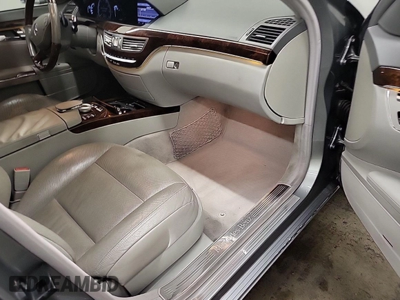 2013 Mercedes-Benz S 550 with VIN WDDNG9EB7DA512568, listed as a IAAI auction lot 42843877 with 128,764 mi miles and . Bid and sale history available at DreamBid. Image 20.