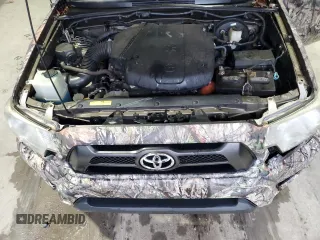 2015 Toyota Tacoma with VIN 5TFLU4EN2FX130150, listed as a Copart auction lot 43867045 with 135,843 mi miles and Salvage title. Bid and sale history available at DreamBid. Image 12.