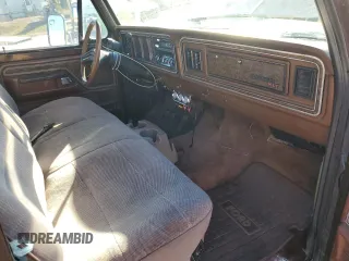 1978 Ford F-250 с VIN F25SNBE1848, выставлен на аукционе Copart как лот 87716155 с пробегом 74 992 миль миль и Списание • Salvage title. История ставок и продаж доступна на DreamBid. Изображение 8.